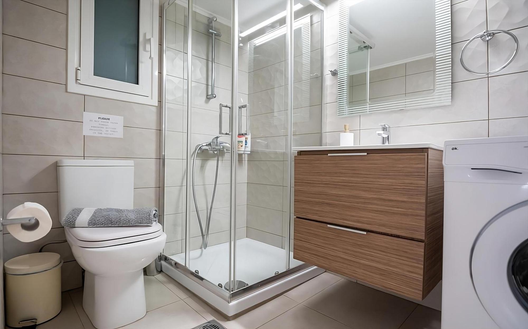 Entire Apt, 3Rd Floor, 1 Bedroom Atene Esterno foto